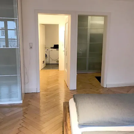 Apartment Seesicht -maisonette Mit Dachterrasse Im Insel-altstadthaus Lindau (Bodensee)