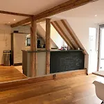 Seesicht -maisonette Mit Dachterrasse Im Insel-altstadthaus 公寓 *